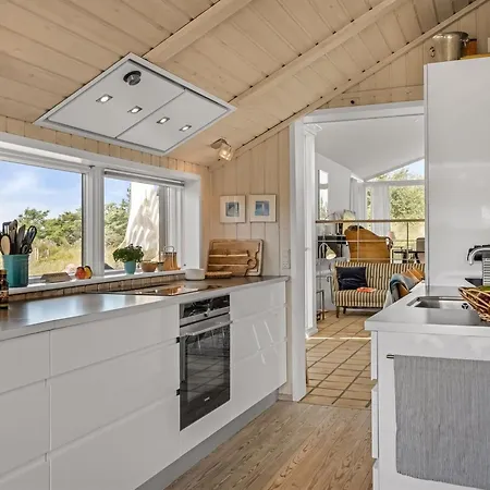 Annrike - 400m From The Sea By Interhome Semesterbostad *