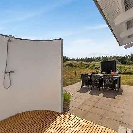 Semesterbostad Annrike - 400m From The Sea By Interhome *